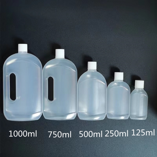 Пластиковые ПЭТ-бутылки
