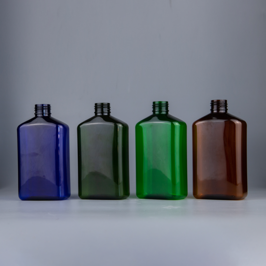 Пластиковые ПЭТ-бутылки
