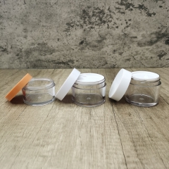 баночка с кремом